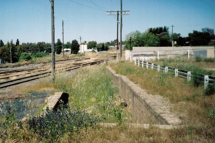 View of the dock siding at the southern end of the platform.