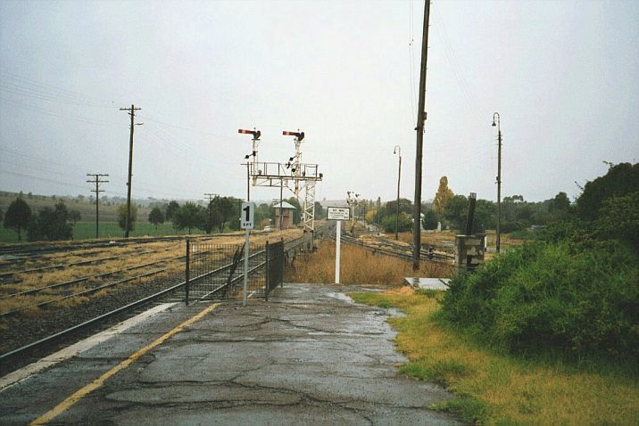 
The view from the north end of the station, showing the semaphore signals
and Harden North signal box in the background.
