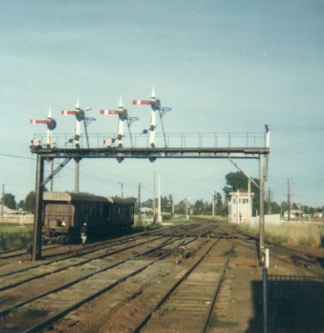 
A view of Parkes looking to the west and the box in 1978. The signal box
boasted 55 levers and 24 Kellogg Keys.

