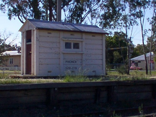 
The modern signalling hut sits on the platform.
