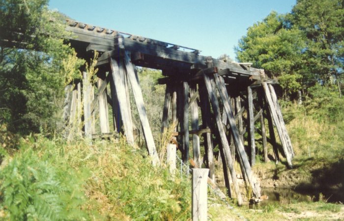 The remains of the Surveyors Creek viaduct, near the tunnel.
