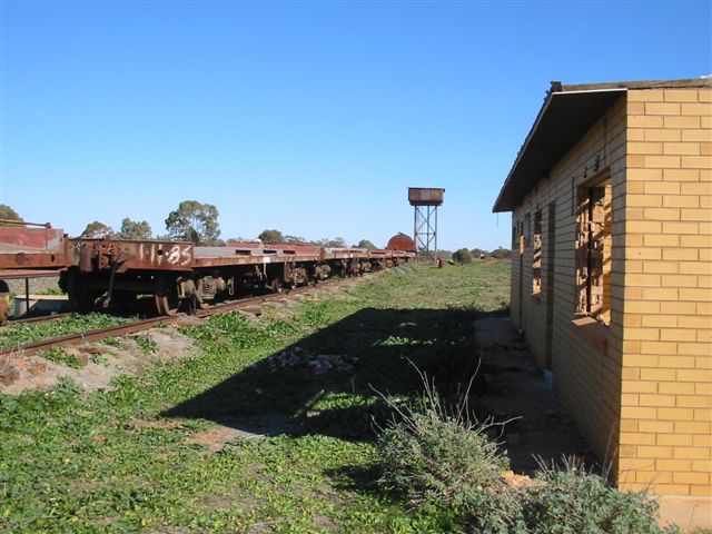 
Container flats and the water tank, in a view looking towards Broken Hill.
