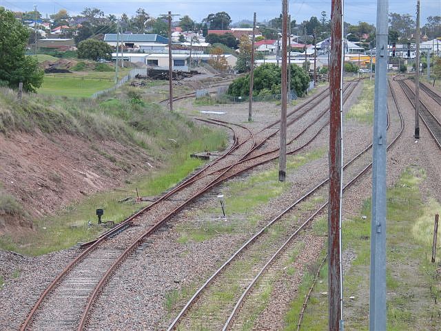 
A closer view of the sidings.  The line to the left leads to a pair of
perway sidings.
