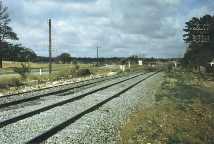 
The location of the one-time station of Yarra, looking in the down
direction.
