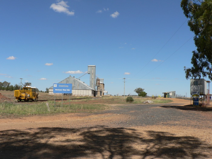 The view looking south towards the GrainCorp silos.
