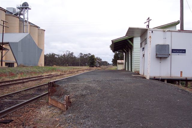 
The view looking west along the platform towards Roto.

