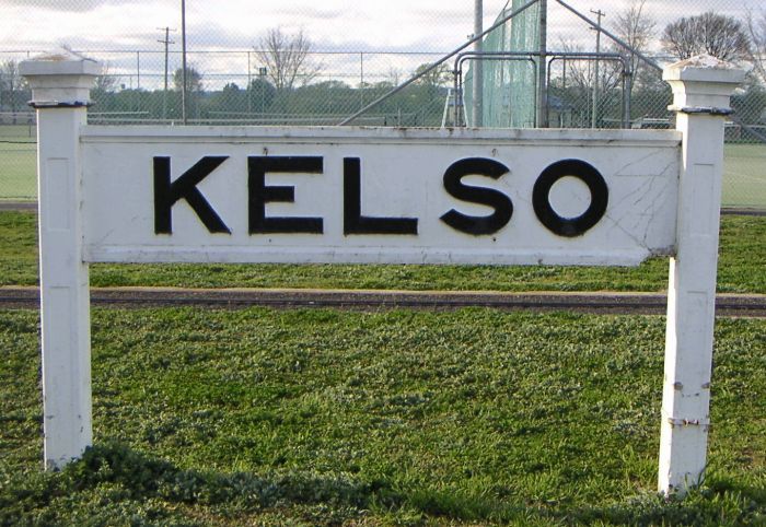 
The nameboard from Kelso now resides at the Bathurst Miniature railway.
