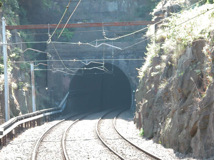 The southern portal of the Bay Road Tunnel just north of Waverton station.