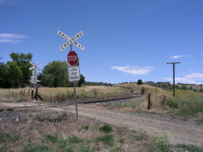 The start of the branch line to Cowra and Demondrille.
