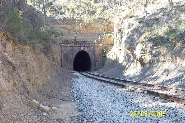
The up portal of Carlos Gap tunnel.

