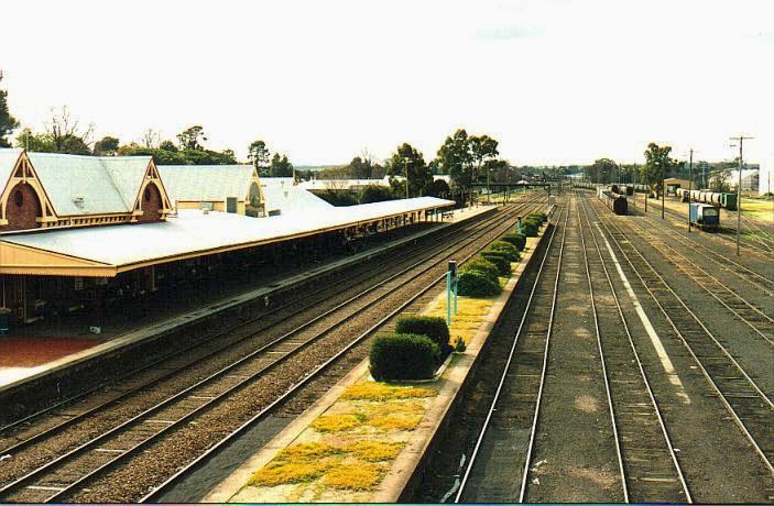 
Cootamundra station and yard, looking in the direction of Sydney.
