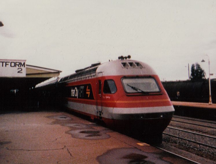 
The rear of an XPT service, sitting on platform 2.
