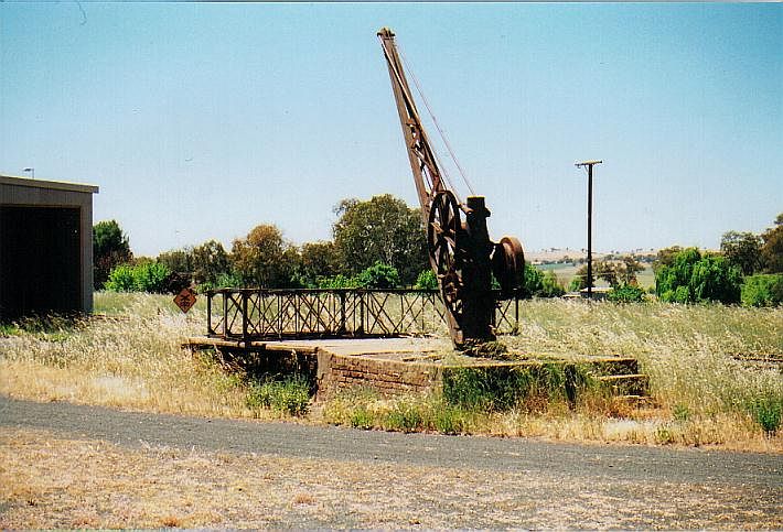 
The old jib crane, with the refrigerated goods shed on the left.
