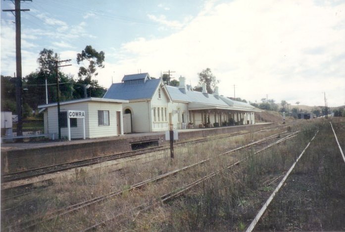 The view looking along the platform in the direction of Blayney.