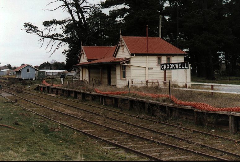 
The station and infrastructure is still in good condition.  This view
is looking in the up direction.  The goods shed is in the background.
