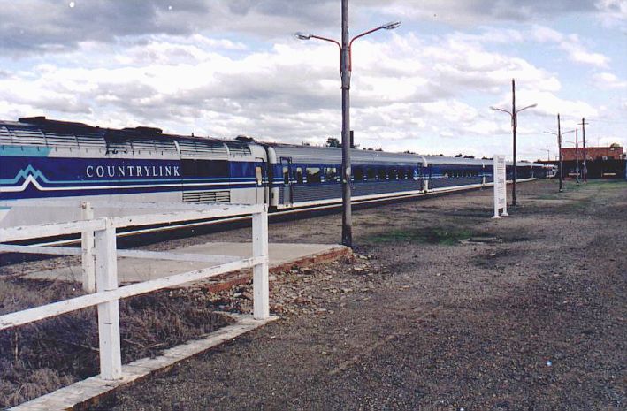 
The Grafton XPT sits briefly at Dungog station before heading northwards.

