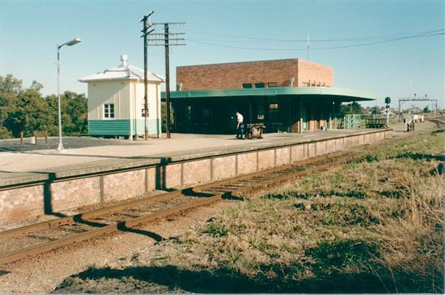 
A view of the station, looking back towards Sydney.
