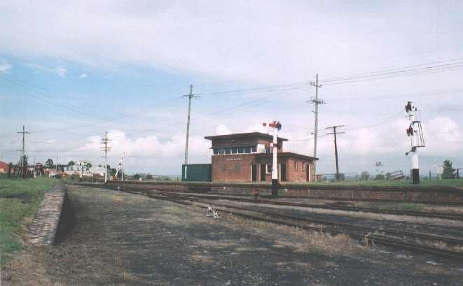 
A view of the platform and semaphore signals and signal box looking towards
Cessnock.
