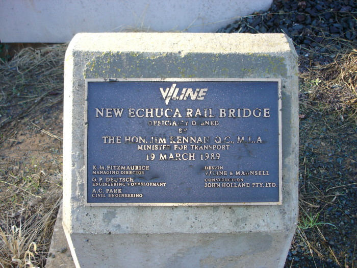 A plaque commemorating the opening of the new railway bridge over the Murray River.