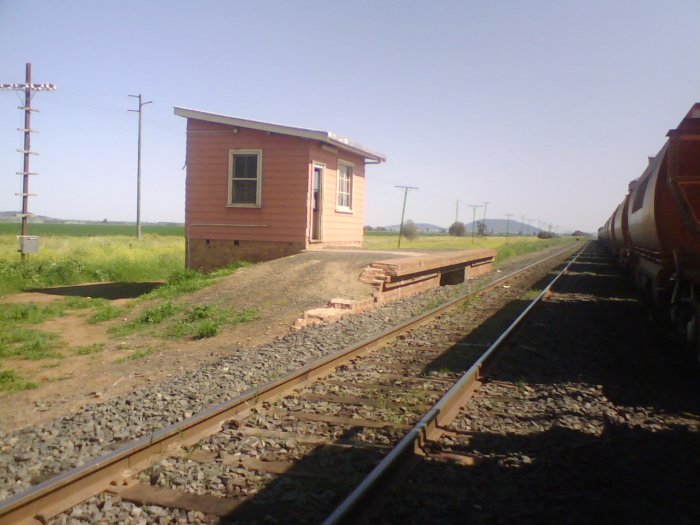 The staff hut sits on the truncated platform.