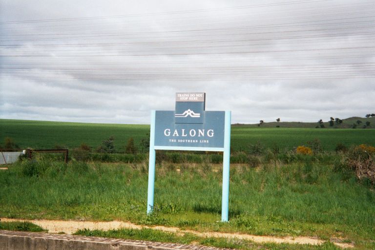 
Sadly, trains no longer stop at Galong.
