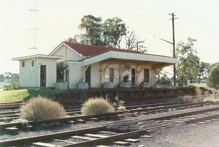 
Gilgandra station 1 year before closure.
