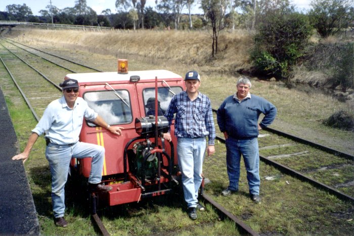 The return of a rail trike at Glen Innes after the first official trike run in September 1999 upon the granting of a Rail Access Agreement between RAC and New England Railway (NER) for the Glen Innes-Stonehenge Section.