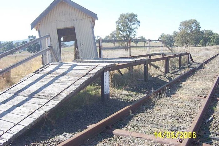 The remains of the platform are on the Up side of the line The platform is constructed from old rail lines welded together The platform itself has old sleepers bolted to it to form the deck.