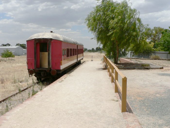 The view of the former carriage at the eastern end of the platform.
