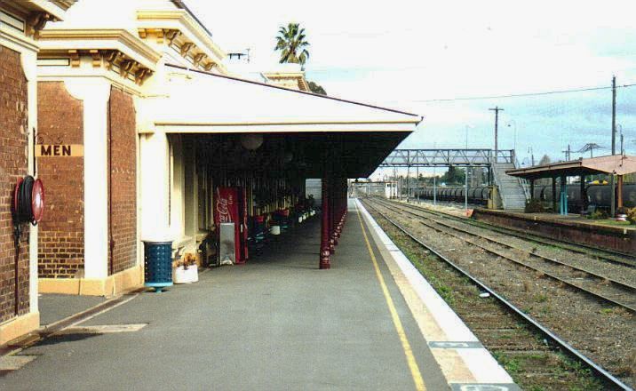 
The view along the main platform looking down the line.
