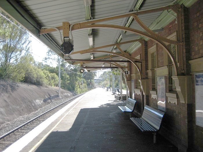Killara platform 2 (Hornsby services) looking north.