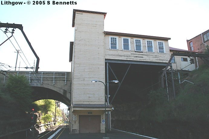 The old Goods Lift and station entrance at the Sydney end of Lithgow Station.