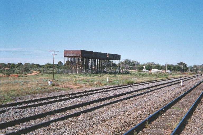 
Menindee's isolation is reflected by the presence of three large elevated
water tanks in the yard.
