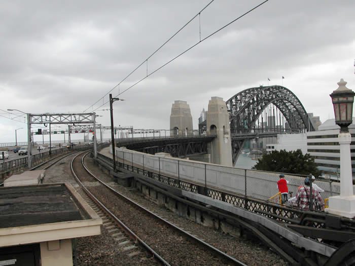 The view looking south as the track curves towards the Harbour Bridge.
