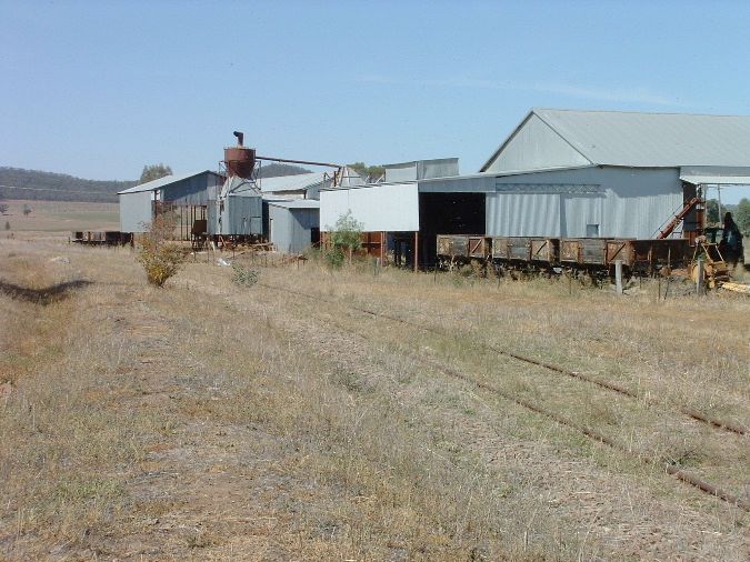 
The view from the western end looking back east, showing the abandoned wagons
in the sawmill siding.
