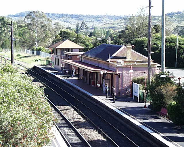 
A few passengers are awaiting the next service to Sydney in this view
looking down the line.
