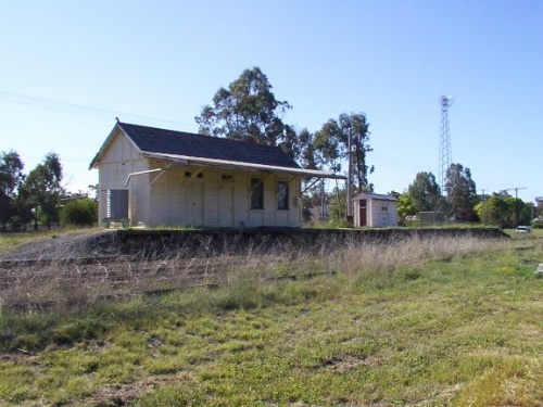 
The small station building and platform at Premer.  These days the
station is only used for safeworking purposes.
