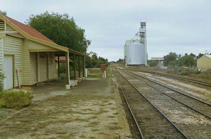 
The view from the station looking south in the direction of Melbourne.

