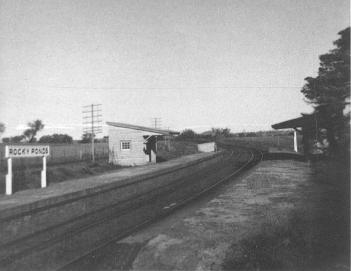 
A view of the two platforms and buildings at Rocky Ponds, believed to be
looking in the direction of Sydney.
