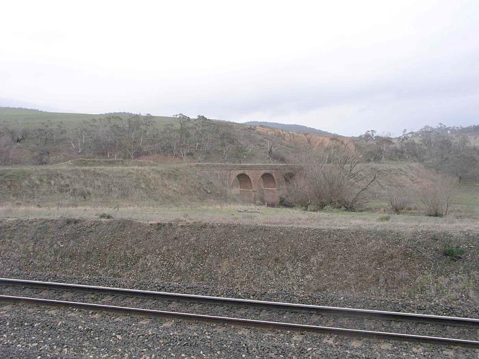 
The formation and viaduct still remain from before the line was deviated
to its current position.
