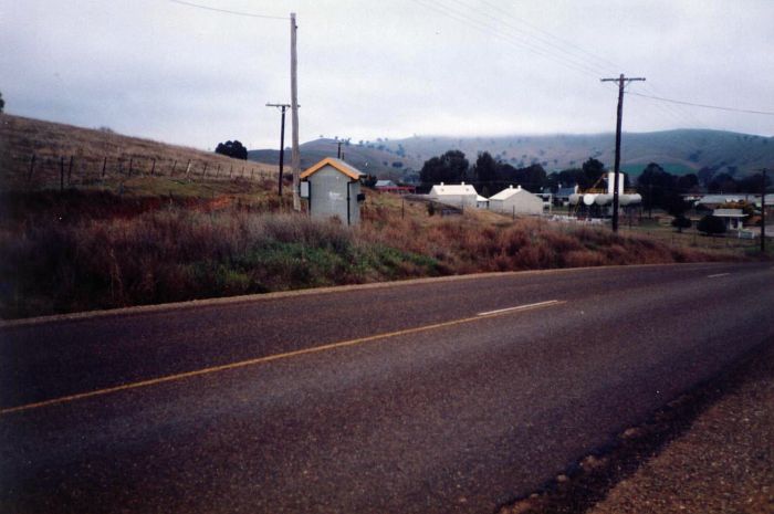 
The cabin used to activate the warning lights at the one-time level crossing
over the Hume Highway.
