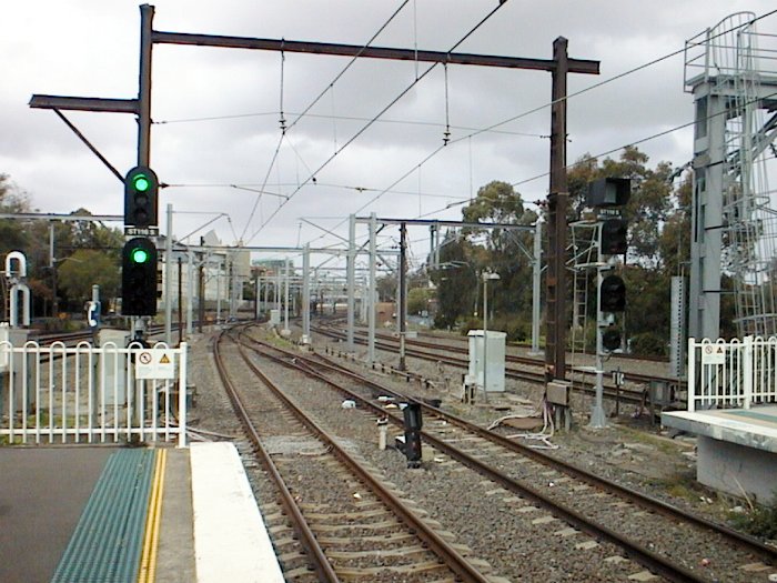 The view looking towards Sydney from the end of Platform 4.