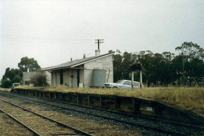 
Urana station is looking rather disheveled in this 1980 photograph.

