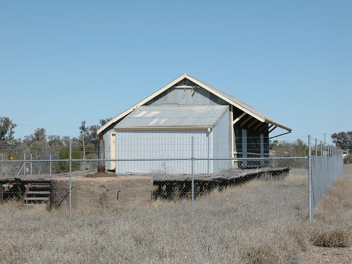 
A close-up of the fenced off goods shed and jib crane base.  This is looking
towards the end of the line.
