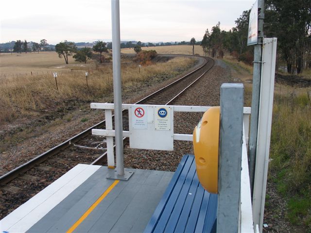 
The short modern platform at Wirragulla.
